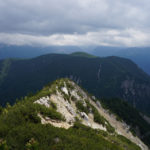 Auf dem südlichen Grat geht es bergab © Gipfelfieber.com