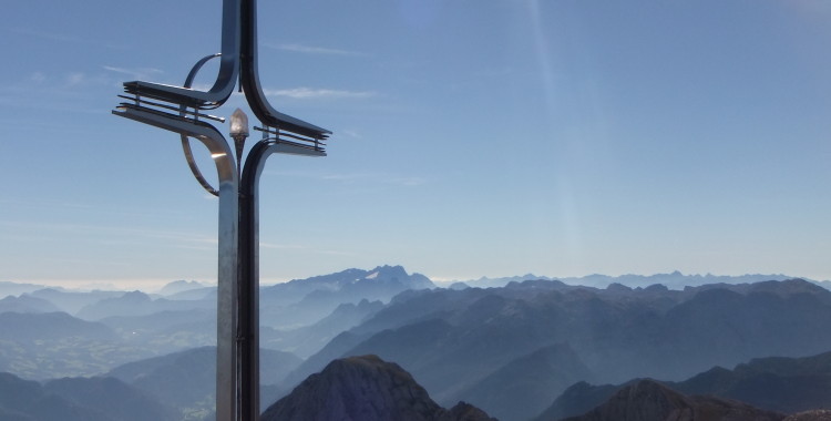 Gipfelkreuz am Hohen Göll © Gipfelfieber.com