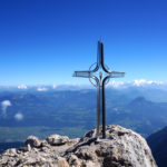 Wohl eines der schönsten Gipfelkreuze in den Alpen © Gipfelfieber.com