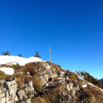 Das Gipfelkreuz auf dem Jochberg © Gipfelfieber.com
