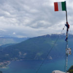 Gipfel-Fahne am Cima Sat © Gipfelfieber.com