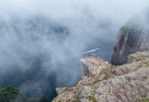 Norwegens Wahrzeichen: Die Wanderung zum Preikestolen Preikestolen über dem Lysefjord © Gipfelfieber