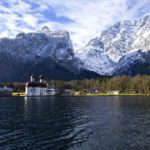St. Bartholomä und die Watzmann Ostwand © Gipfelfieber.com