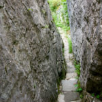 Im gespaltenen Stein © Gipfelfieber.com