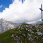 Gipfelkreuz und Wettersteinwand © Gipfelfieber