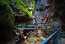 Wanderung durch die Almbachklamm: (Be)rauschende Fluten Über zahllose Brücken © Gipfelfieber