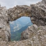 Steinbrücke auf dem Weg zum Gipfel © Gipfelfieber