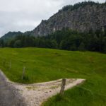 Erster Blick auf die Wand mit den Klettersteigen © Gipfelfieber