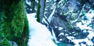 Wasserfälle im Priental: Winterwanderung zum Talgraben-Wasserfall © Gipfelfieber