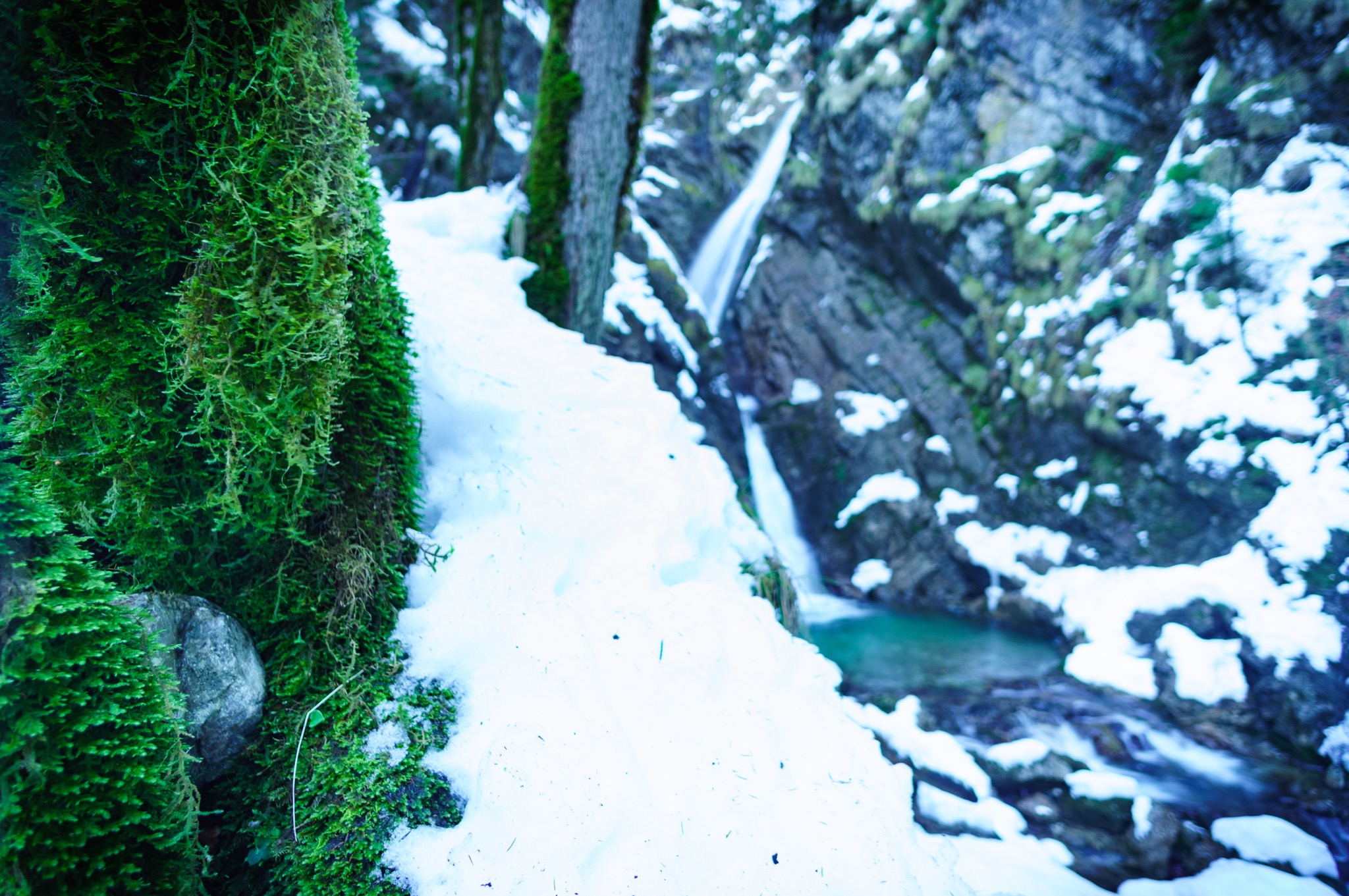 Wasserfälle im Priental: Winterwanderung zum Talgraben-Wasserfall © Gipfelfieber