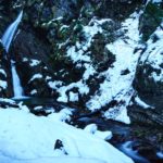 Der Wasserfall stürzt in zwei Etagen nach unten © Gipfelfieber