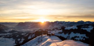 Sonnenuntergang am Brennkopf: Zwischen Firn und Pulver © Gipfelfieber