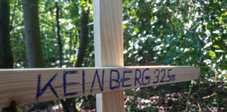 Projekt 16 Gipfel: Der höchste Punkt von Bremen (oder: Gipfelkreuzweihe auf 32,5 m) © Gipfelfieber