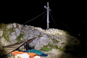 Grüezibag Biopod DownWool Subzero beim Biwak © Gipfelfieber