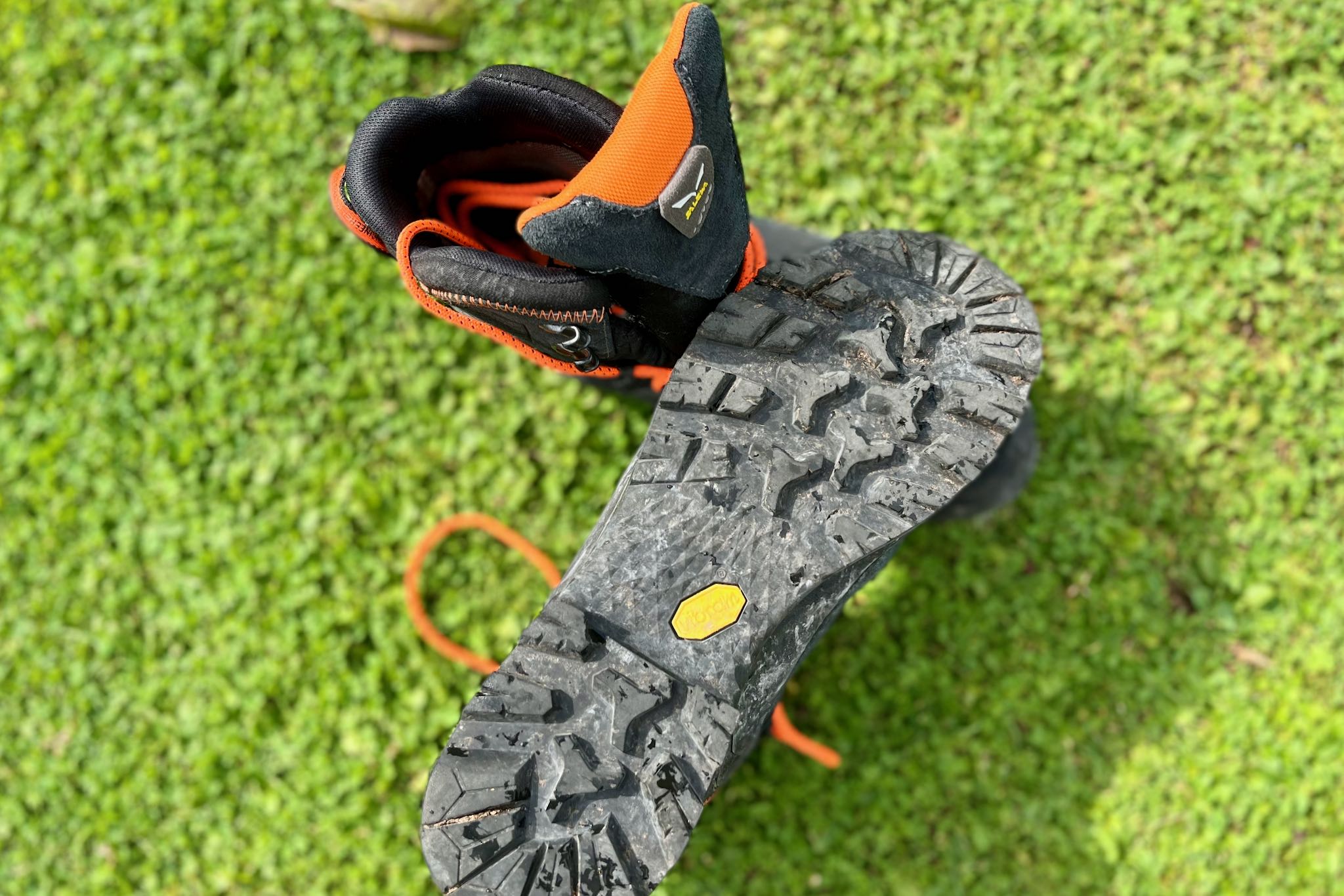 Leichte Bergschuhe &amp; Wanderschuhe im Test: Leichtigkeit am Berg