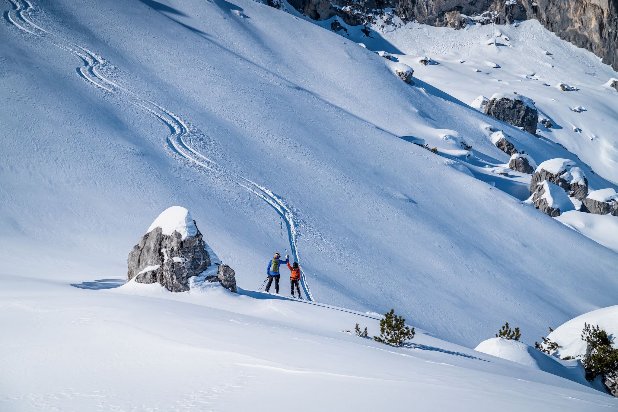 Midlayer für Skitouren im Test: Samtweich bis flauschig – Winter 2022/2023