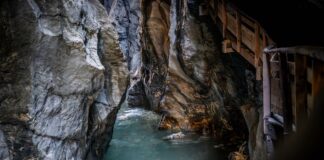 Holzstege durch die Schlucht © Gipfelfieber