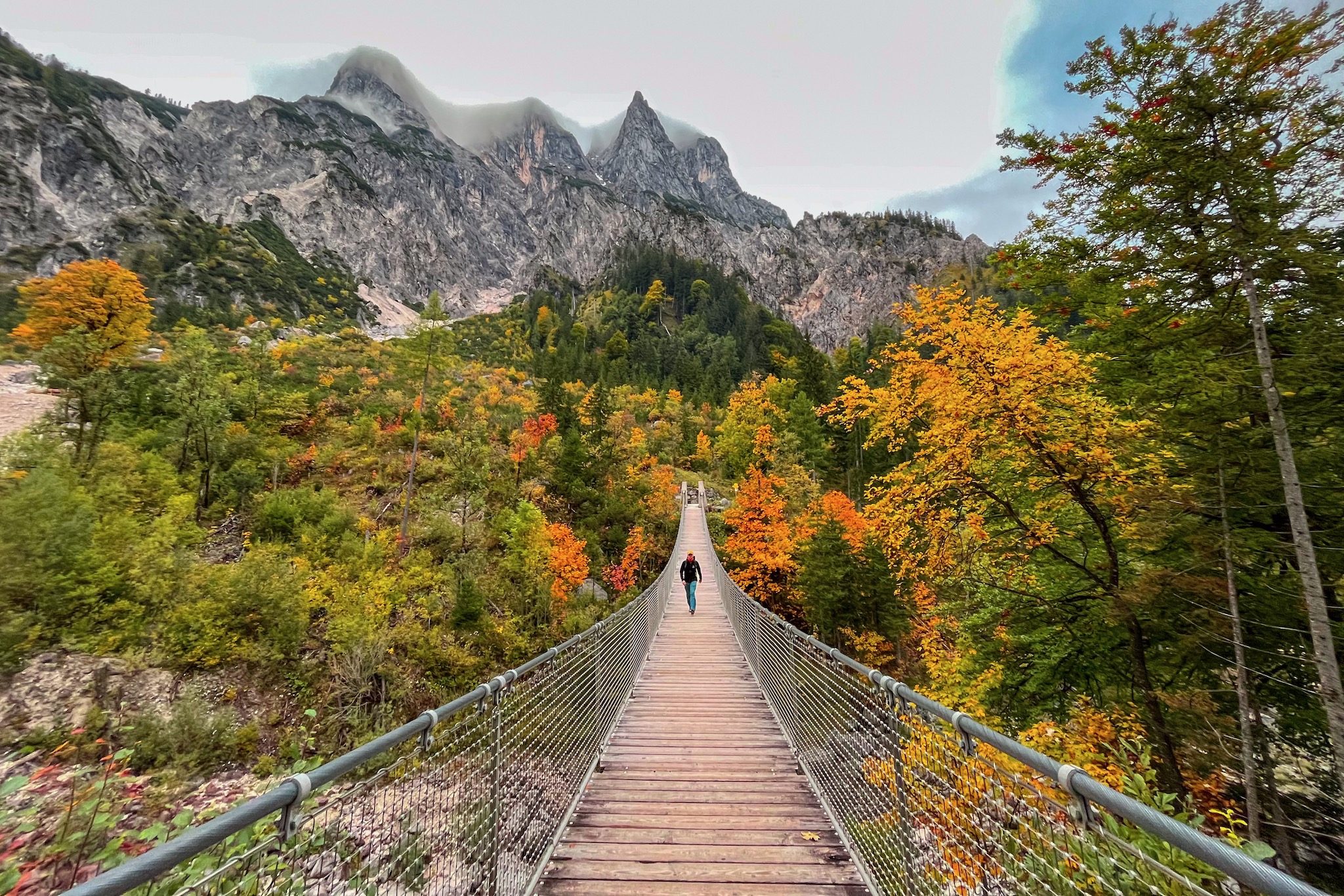 Hängebrücke über das Klausbachtal © Gipfelfieber