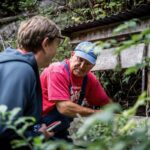 Max` Vater erklärt den Hydraulischen Widder © Gipfelfieber