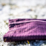 Die Löcher sorgen dafür, dass die Feuchtigkeit weggeleitet wird © Gipfelfieber