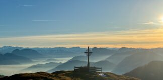 Friedenskreuz beim Abstieg zur Pasteralm © Gipfelfieber